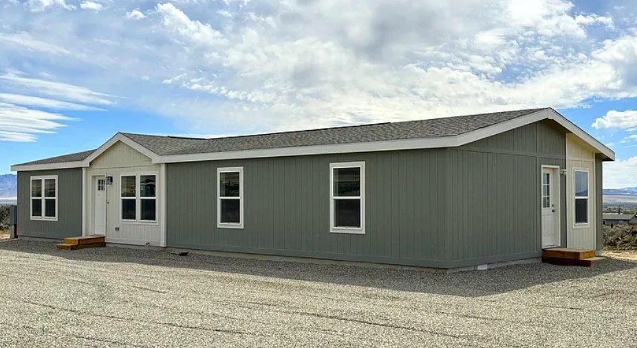 Large, energy-efficient windows on the front of Tempo Rocket Man.