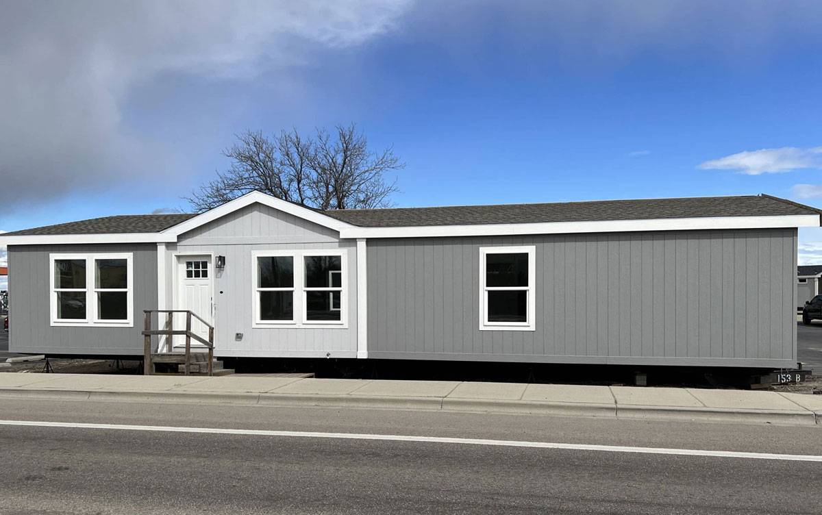 Exterior view of the Tempo Shout model by Clayton Homes