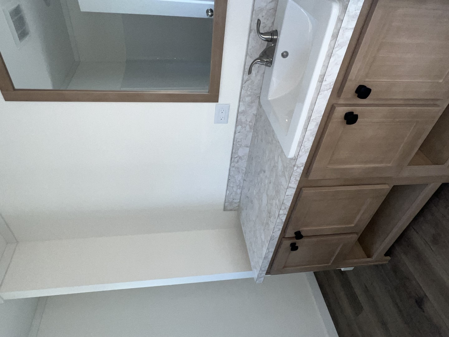 On trend vanity in the small bath of the Tempo Shout.